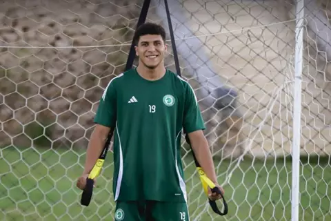 "حاوي" مودرن يجذب الأنظار.. من هو محمد مسعد صفقة الزمالك المحتملة؟ (فيديو)